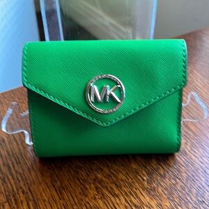 Michael Kors Greenwich Wallet